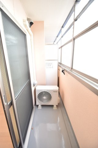 大阪市城東区関目５丁目の賃貸マンションのバルコニー