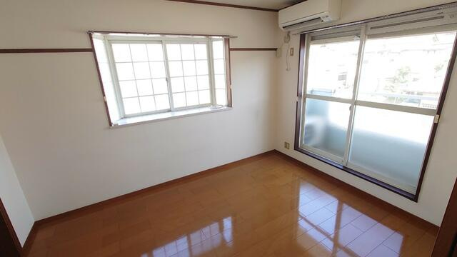 メゾングレージュの寝室