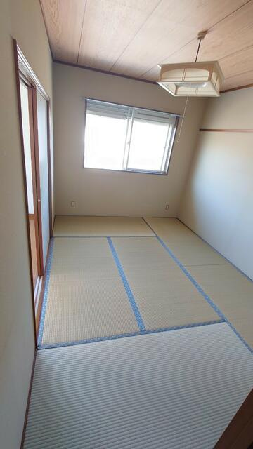 メゾングレージュの和室