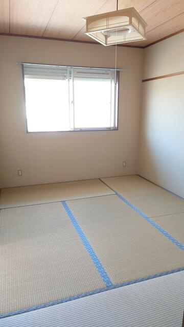 メゾングレージュの和室