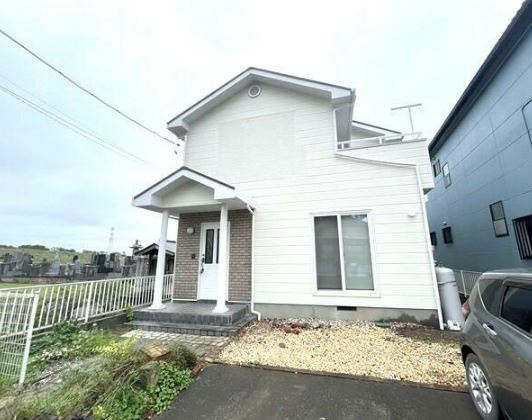 【中古】坂戸市島田リフォーム中古住宅の外観|敷地43坪あります！陽当り良好！
内外装リフォーム済で気持ち良く生活を始めていただけます☆