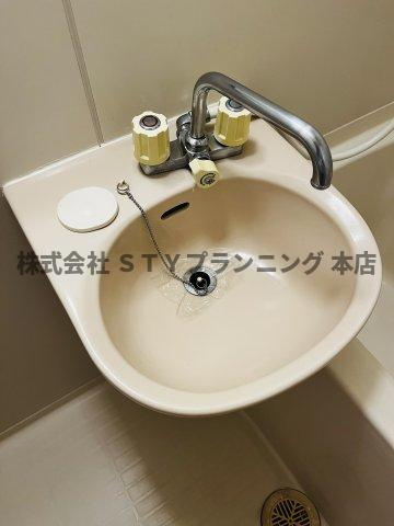 仲介手数料0円！ビハーラ白壁の洗面所