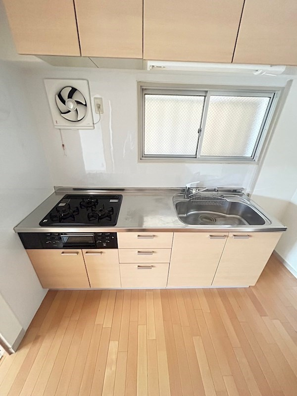 メトロハイツ花隈のキッチン