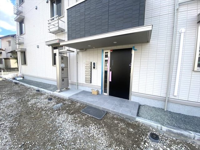 セジュールST　B棟のエントランス