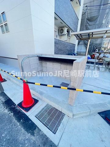 フジパレス阪急園田EASTⅢ番館の駐車場|駐車スペースもあります