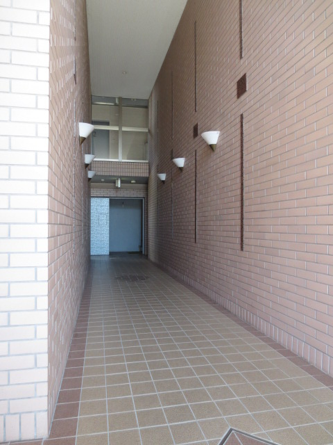 アザレア館のエントランス