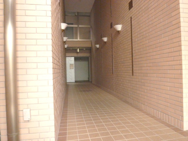 アザレア館のエントランス