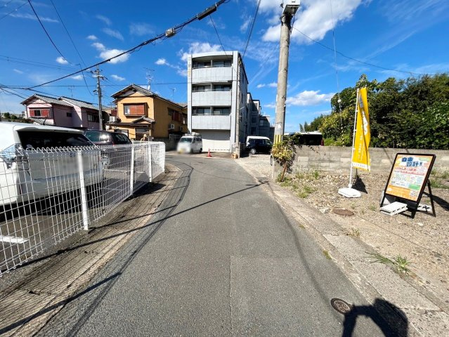 久我石原町　建築条件無土地の前面道路含む現地写真