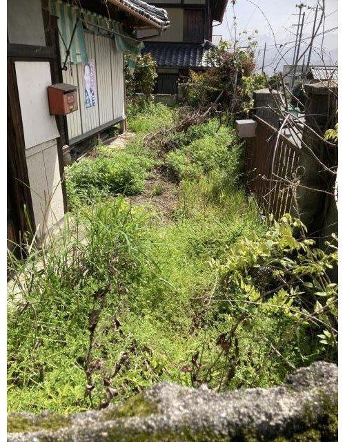 西条市丹原町田滝　戸建ての庭