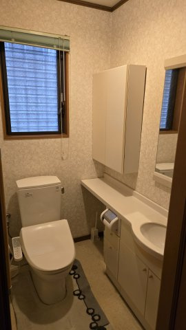 勝山町1丁目　店舗付き住宅のトイレ