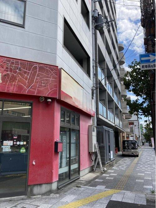 勝山町1丁目　店舗付き住宅の外観