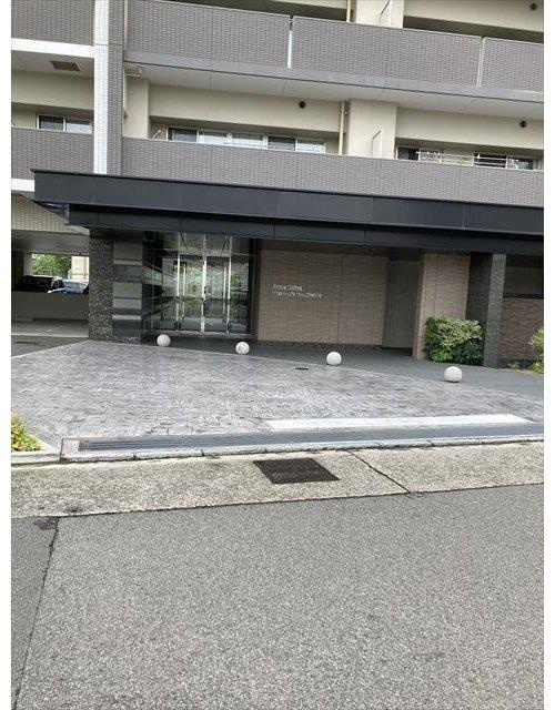 アルファステイツ本町六丁目の外観|入口側