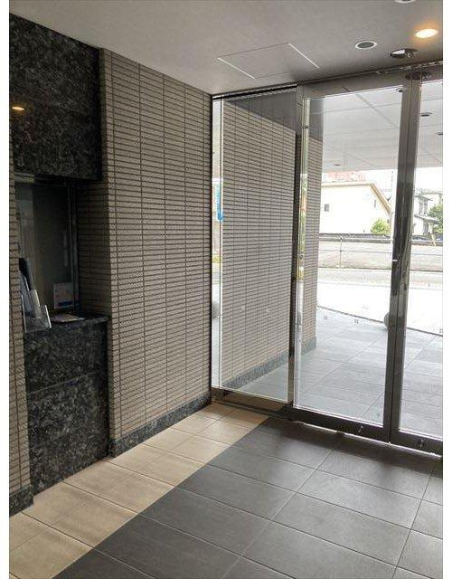 アルファステイツ本町のエントランス