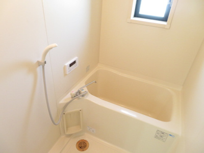 【浴室】 | スターコーポ | 追い炊き機能・窓あり