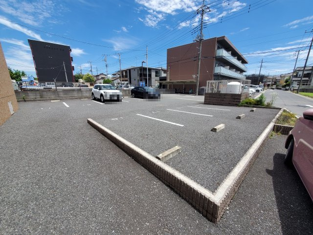 キャンディットの駐車場