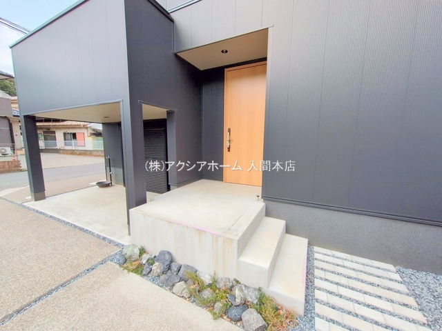 入間市上藤沢・全18棟　新築未入居一戸建　C号棟の玄関
