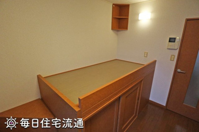 【寝室】 | レザン