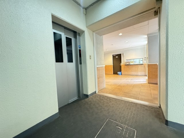 ドルミ葛西のその他共用部分|エレベーターは1基設置されています