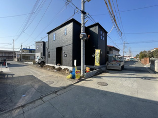 【前面道路含む現地写真】 | ≪2号棟≫
現地(2025年1月撮影)