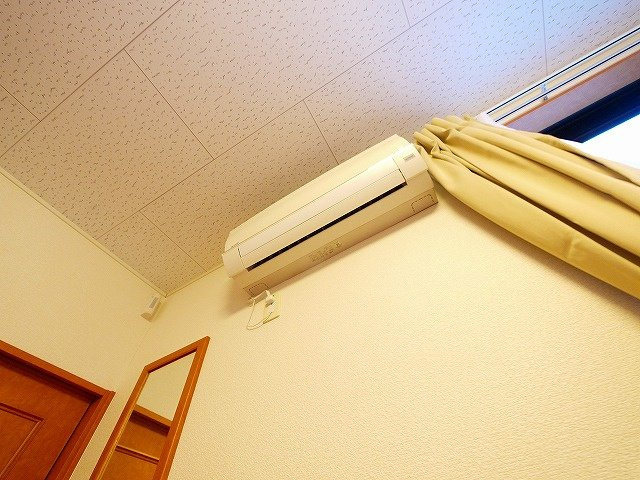 レオパレス南阪手Ⅱの設備|エアコン設備