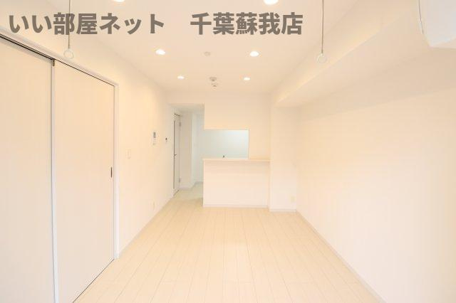 リブリ・八木Ⅱの居間・リビング|こちらのリビングで趣味の時間をお楽しみください