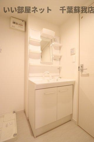 リブリ・八木Ⅱの洗面所|コンパクトで使いやすい洗面所