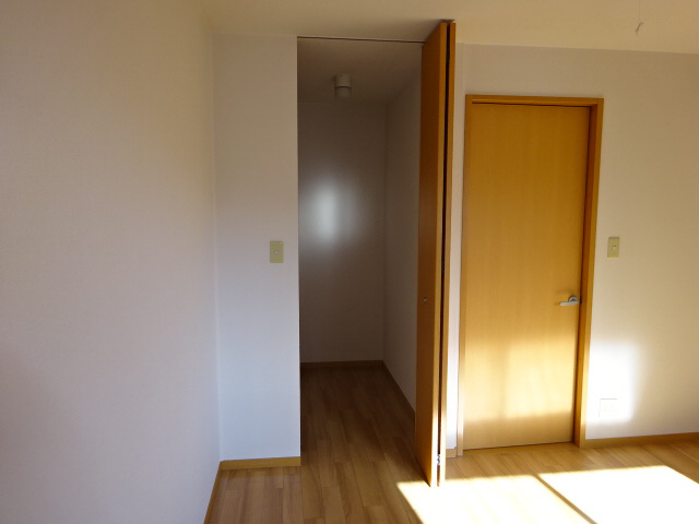 エクレール B棟の収納