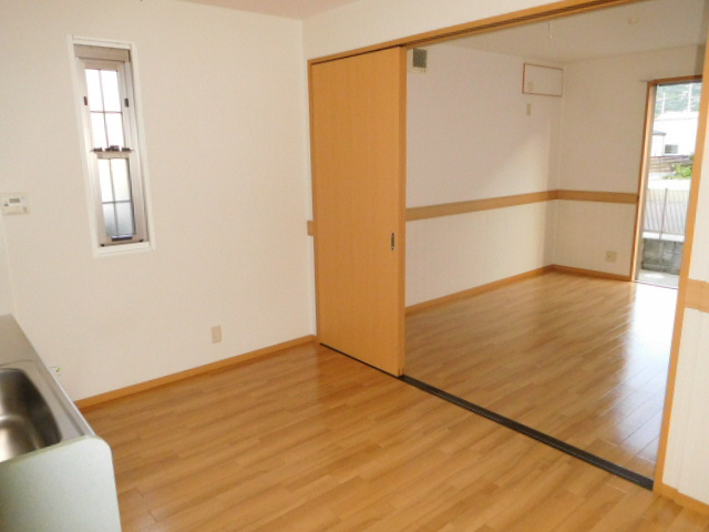 エクレール B棟の居間・リビング