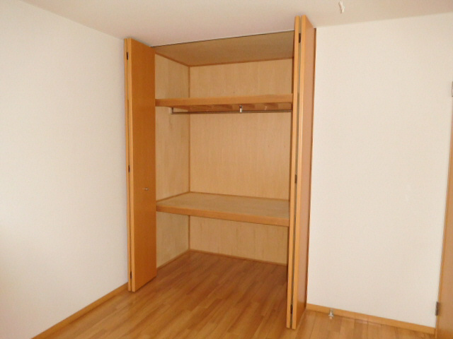 エクレール B棟の収納