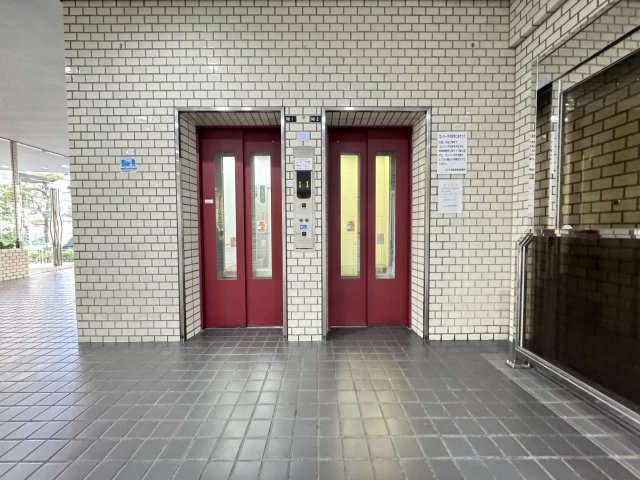 コンテ西葛西のその他共用部分|エレベーターは2基設置されています