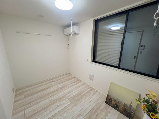 Colza柴又の洋室