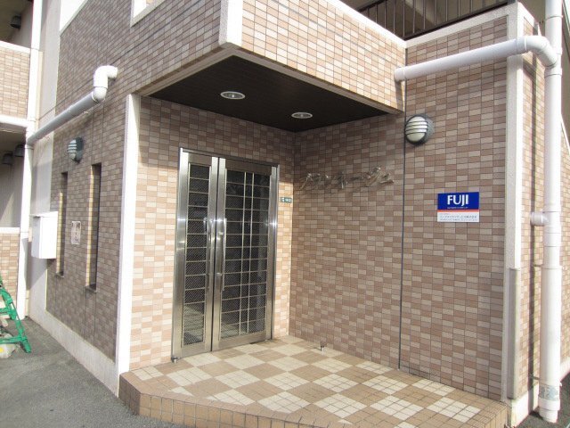 【エントランス】