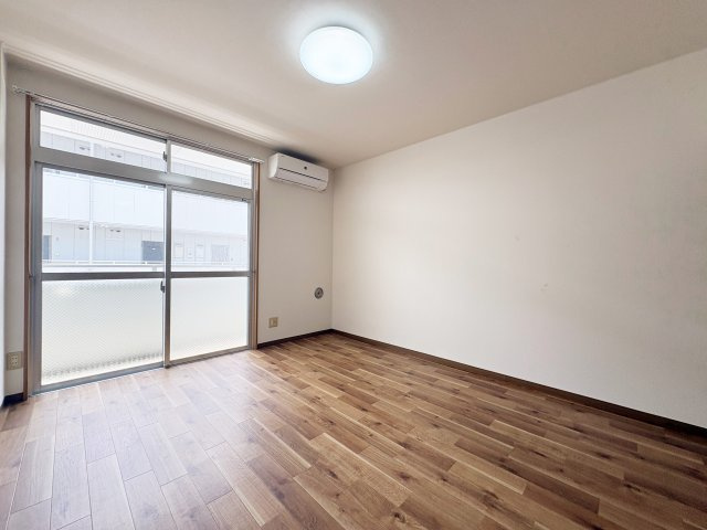 【居間・リビング】 | サンシャインタカラ3号棟