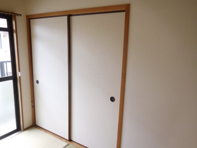 ドゥネフリエールの収納