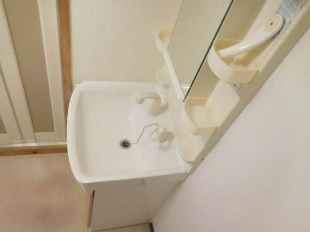 ドゥネフリエールの独立洗面台