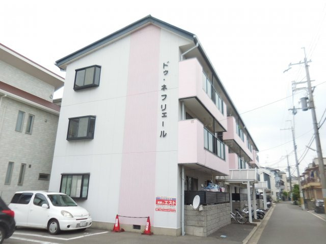 ドゥネフリエールの外観