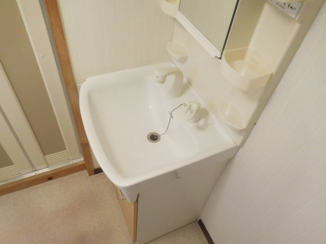 ドゥネフリエールの独立洗面台