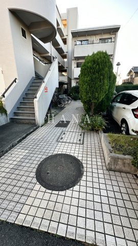 グレース秀和 のエントランス