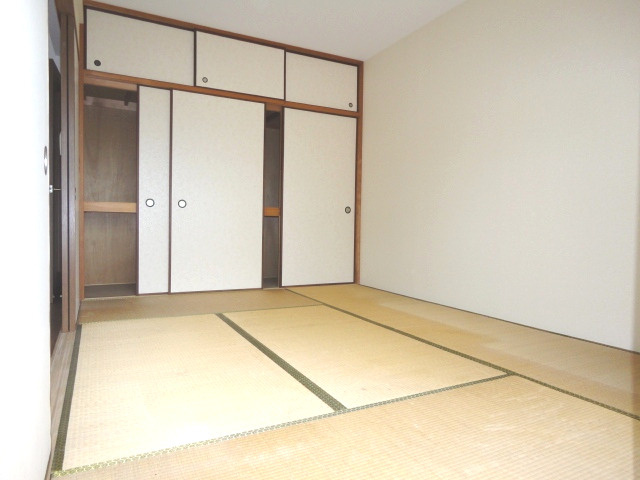 コンフォート21【キャッシュバック対象物件】の和室|きれいな和室です