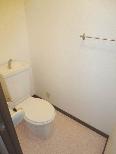 コンフォート21【キャッシュバック対象物件】のトイレ|コンパクトで使いやすいお風呂です