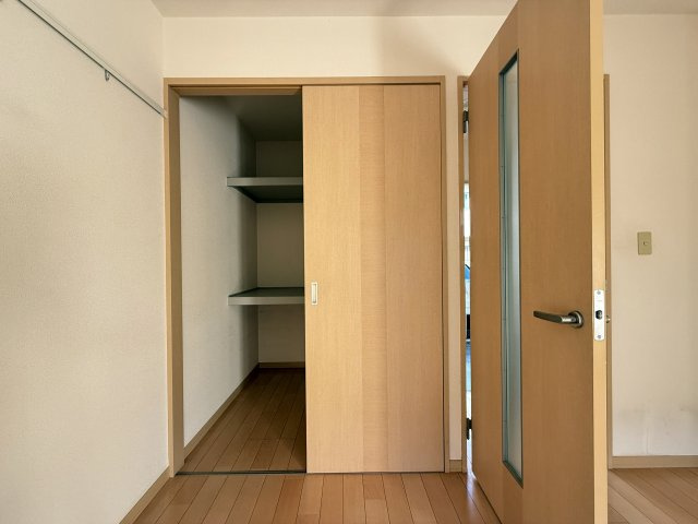 シャーメゾン・クレール B棟の収納