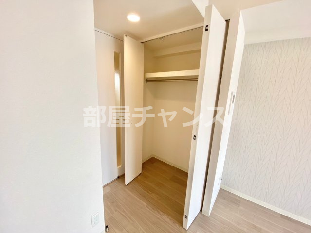 プレサンス栄フェルの収納