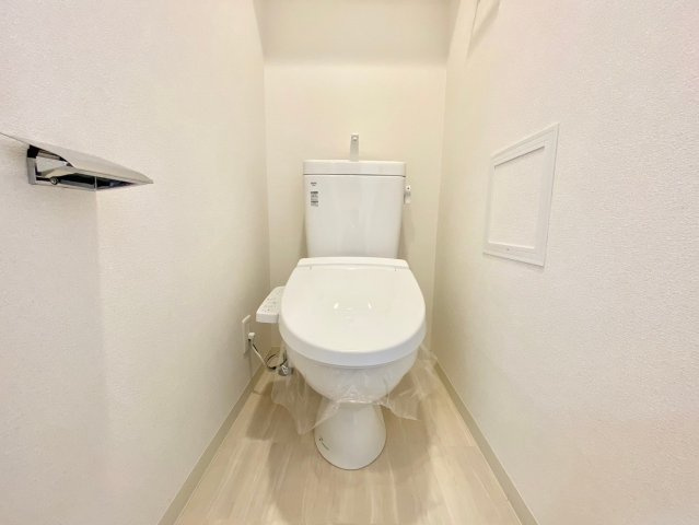 プレサンス栄フェルのトイレ