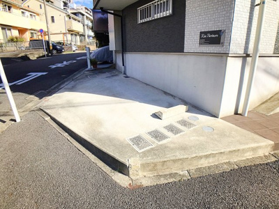 【駐車場】 | Feliz【名古屋市賃貸・デザイナーズ】