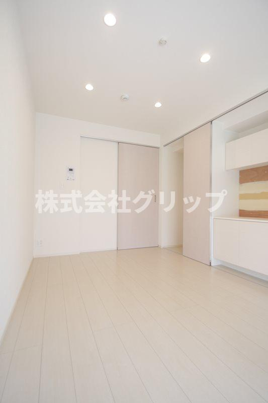 リブリ・石川町の洋室