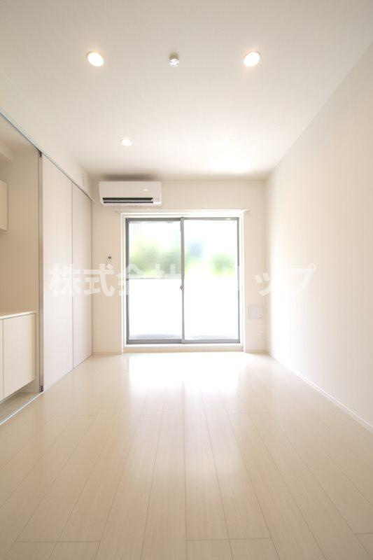 リブリ・石川町の寝室