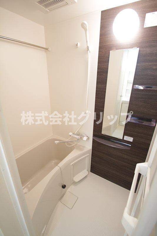 リブリ・石川町の浴室