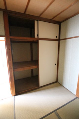 【寝室】 | 出丸町貸家