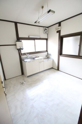 【居間・リビング】 | 出丸町貸家