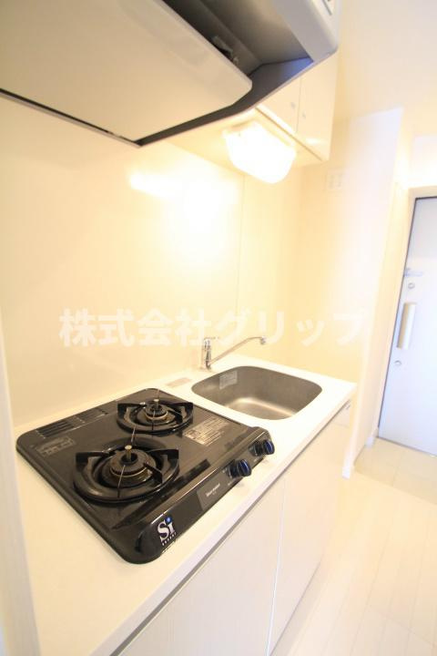 ラフィスタ伊勢佐木長者町駅前イーストのキッチン